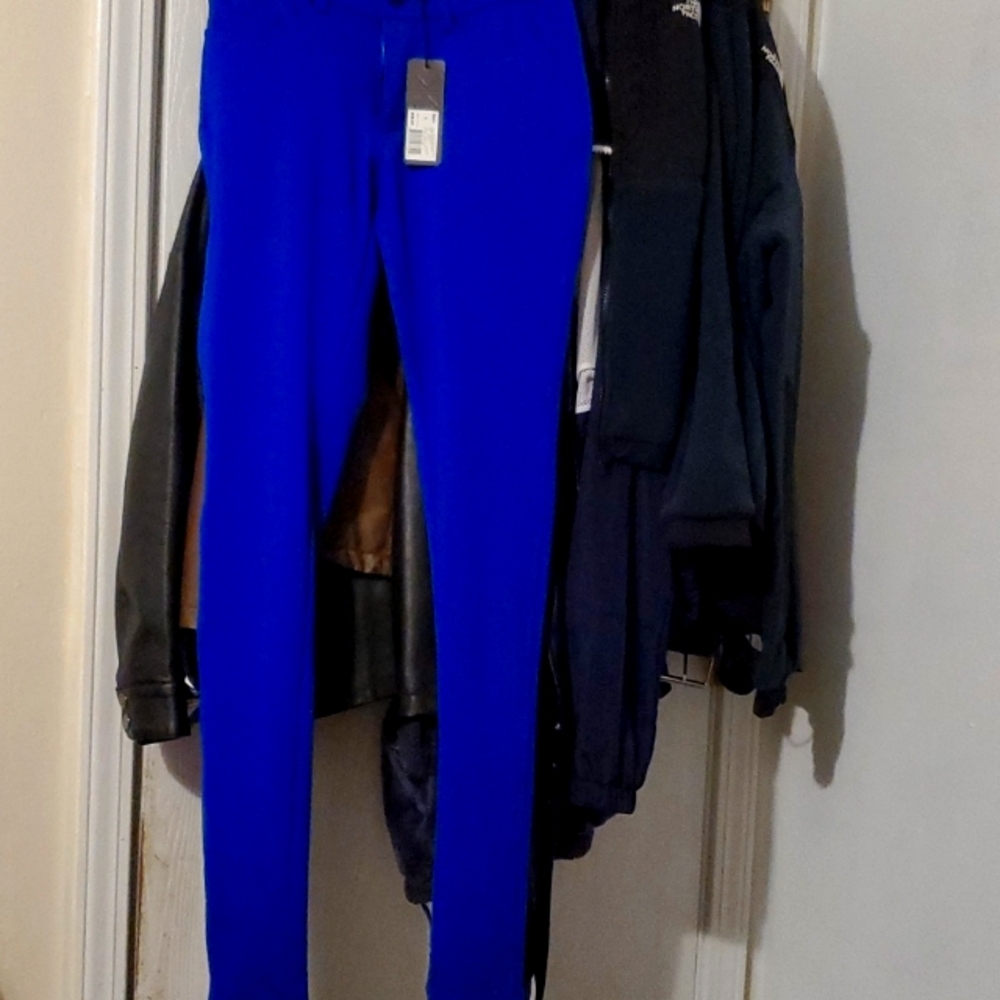 Kardashian kollection Jean sapphire color size 2 brand new
